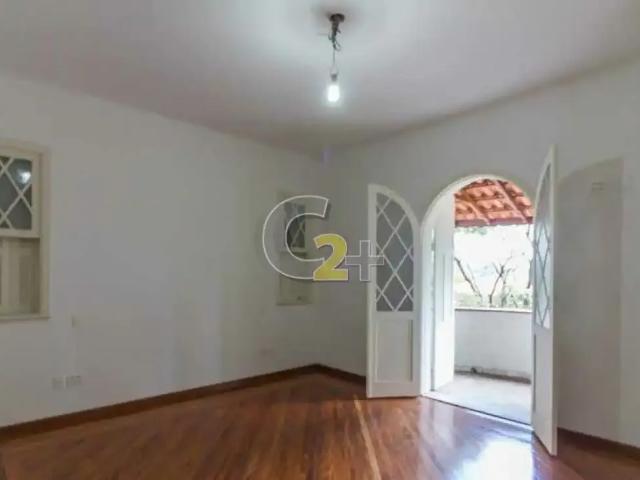 Casa / Sobrado para Locação em São Paulo/SP Pacaembu 4 Quartos