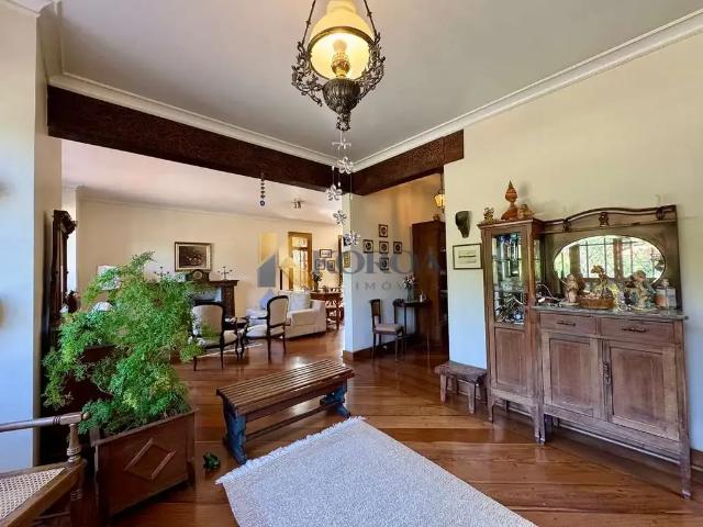 Casa / Sobrado para Locação em São Paulo/SP Pacaembu 4 Quartos