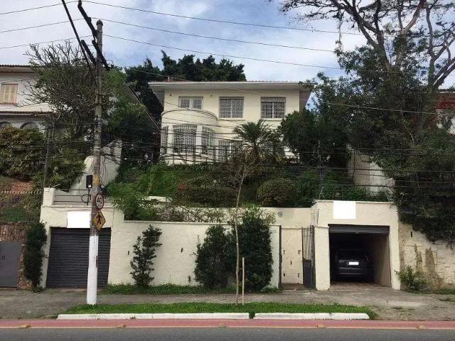Casa / Sobrado para Locação em São Paulo/SP Pacaembu 5 Quartos