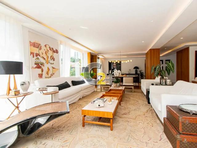 Casa / Sobrado para Locação em São Paulo/SP Pacaembu 6 Quartos