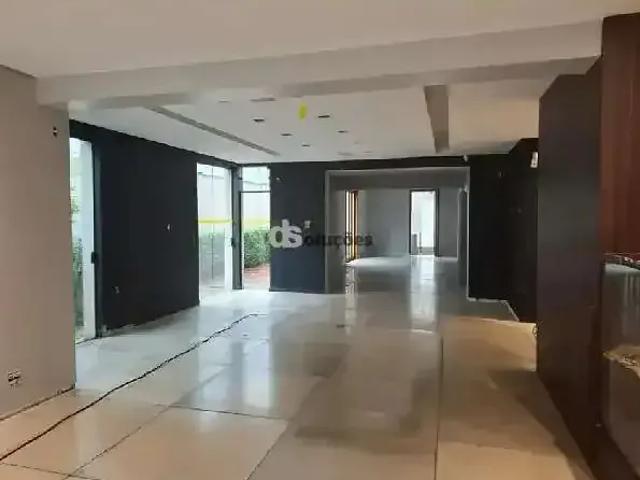 Casa / Sobrado para Locação em São Paulo/SP Pacaembu