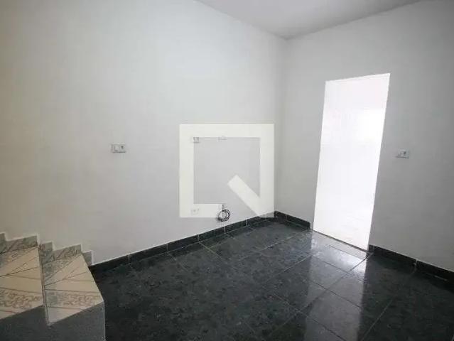 Casa / Sobrado para Locação em São Paulo/SP Panamby 2 Quartos