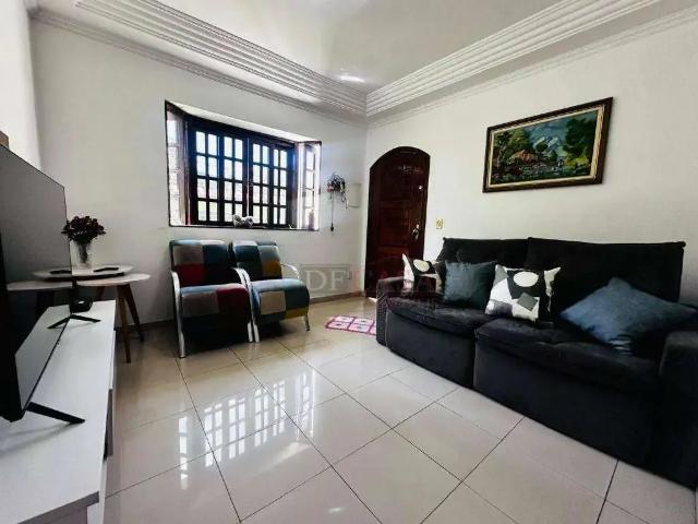 Casa / Sobrado para Locação em São Paulo/SP Parada XV de Novembro 4 Quartos