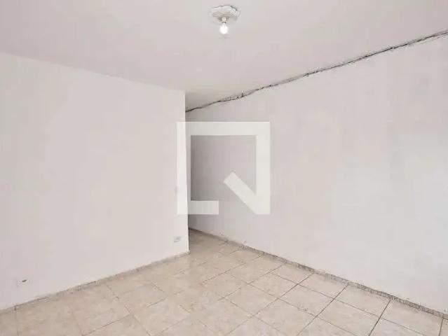 Casa / Sobrado para Locação em São Paulo/SP Parque Munhoz 2 Quartos