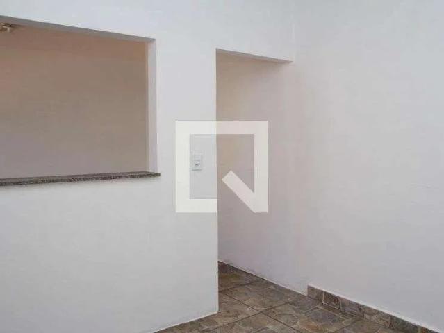 Casa / Sobrado para Locação em São Paulo/SP Parque Colonial 1 Quartos