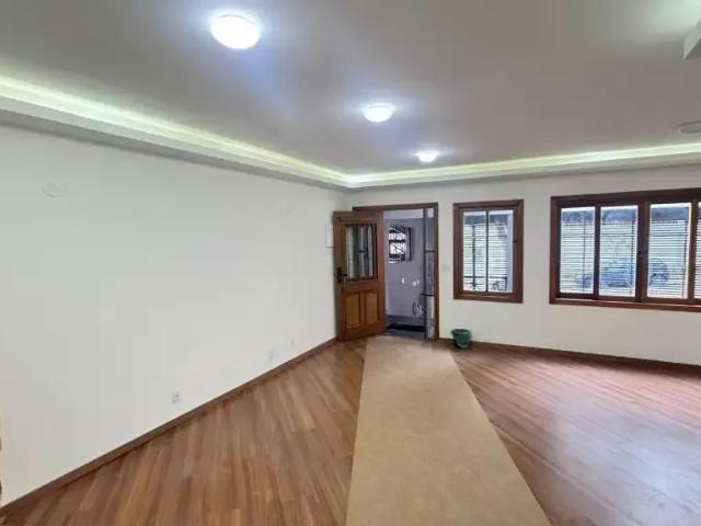 Casa / Sobrado para Locação em São Paulo/SP Parque Continental 3 Quartos
