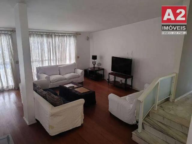Casa / Sobrado para Locação em São Paulo/SP Parque dos Príncipes 3 Quartos
