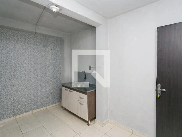 Casa / Sobrado para Locação em São Paulo/SP Parque Regina 1 Quartos