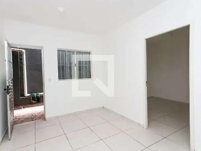 Casa / Sobrado para Locação em São Paulo/SP Parque Regina 2 Quartos