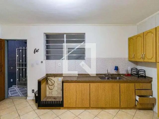 Casa / Sobrado para Locação em São Paulo/SP Parque Regina 2 Quartos