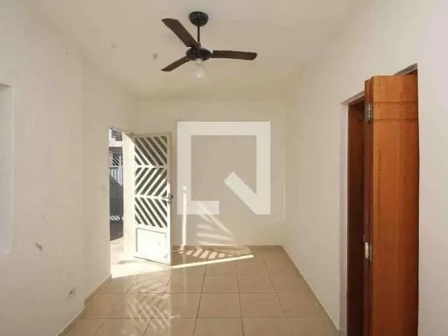 Casa / Sobrado para Locação em São Paulo/SP Parque São Lucas 2 Quartos