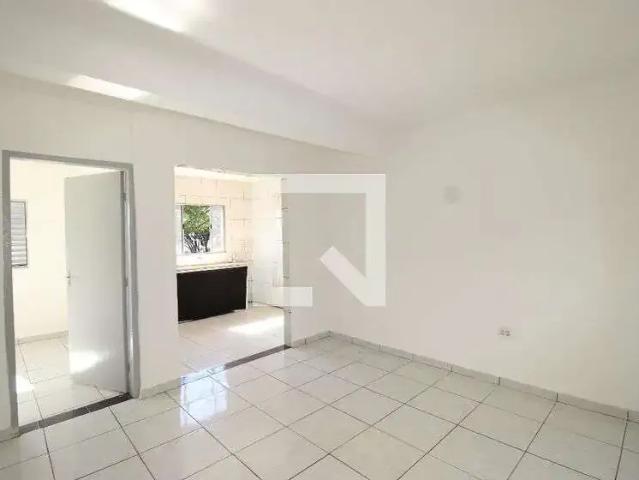 Casa / Sobrado para Locação em São Paulo/SP Parque Santa Rita 2 Quartos