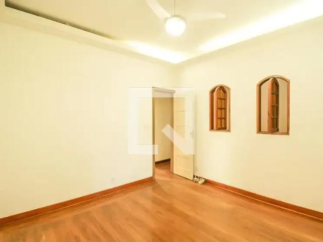Casa / Sobrado para Locação em São Paulo/SP Perdizes 3 Quartos
