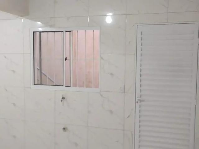 Casa / Sobrado para Locação em São Paulo/SP Perus 2 Quartos