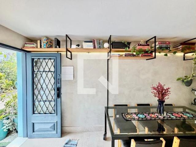 Casa / Sobrado para Locação em São Paulo/SP Pinheiros 2 Quartos