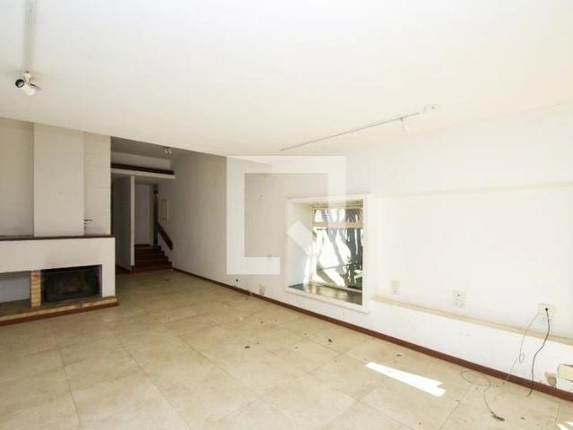 Casa / Sobrado para Locação em São Paulo/SP Pinheiros 3 Quartos
