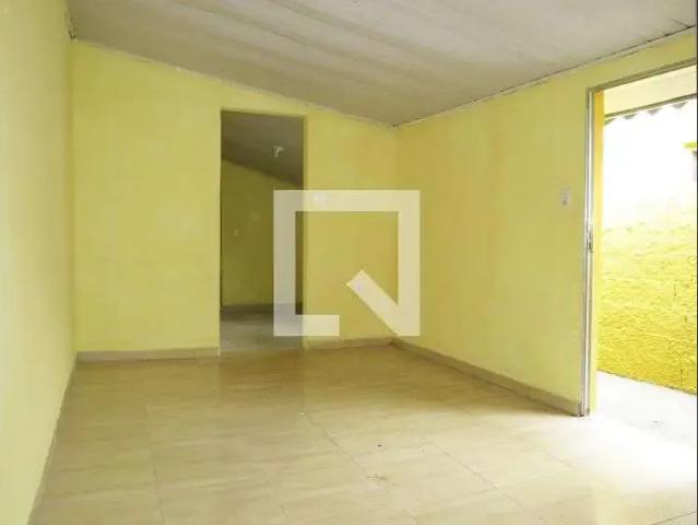 Casa / Sobrado para Locação em São Paulo/SP Piqueri 2 Quartos