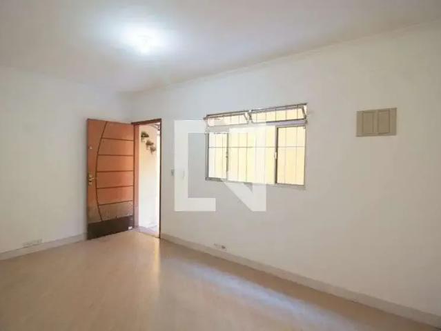 Casa / Sobrado para Locação em São Paulo/SP Piqueri 2 Quartos