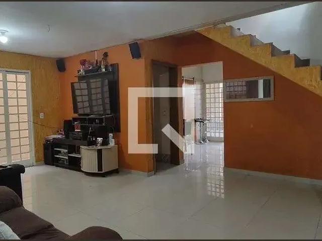 Casa / Sobrado para Locação em São Paulo/SP Piqueri 3 Quartos