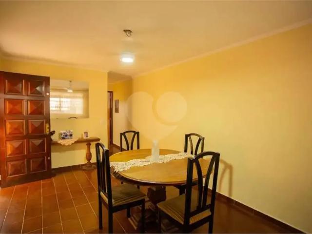 Casa / Sobrado para Locação em São Paulo/SP Parque São Domingos 3 Quartos