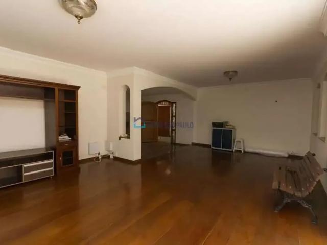 Casa / Sobrado para Locação em São Paulo/SP Planalto Paulista 4 Quartos