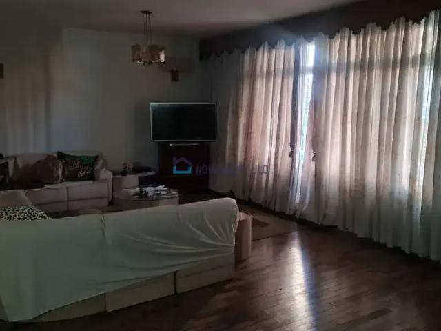 Casa / Sobrado para Locação em São Paulo/SP Planalto Paulista 4 Quartos