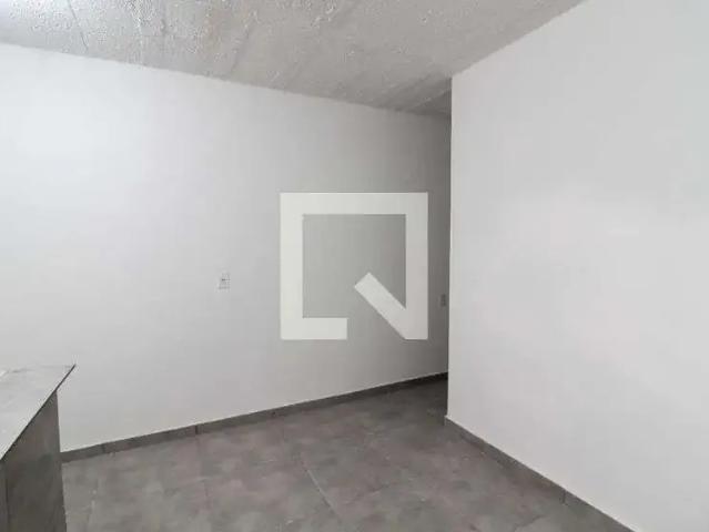 Casa / Sobrado para Locação em São Paulo/SP Raposo Tavares 1 Quartos