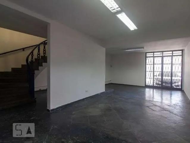 Casa / Sobrado para Locação em São Paulo/SP Real Parque 6 Quartos