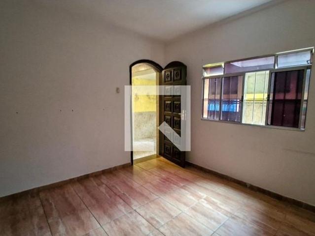 Casa / Sobrado para Locação em São Paulo/SP Rio Bonito 2 Quartos
