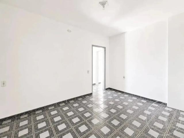 Casa / Sobrado para Locação em São Paulo/SP Rio Bonito 2 Quartos