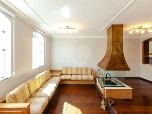 Casa / Sobrado para Locação em São Paulo/SP Tucuruvi 4 Quartos