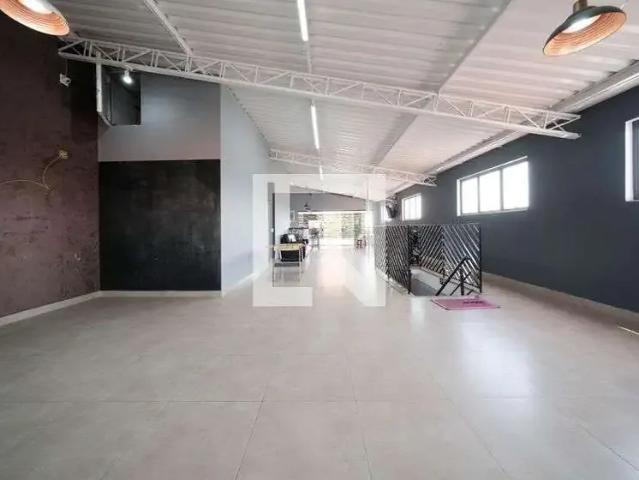 Casa / Sobrado para Locação em São Paulo/SP Vila Talarico 1 Quartos