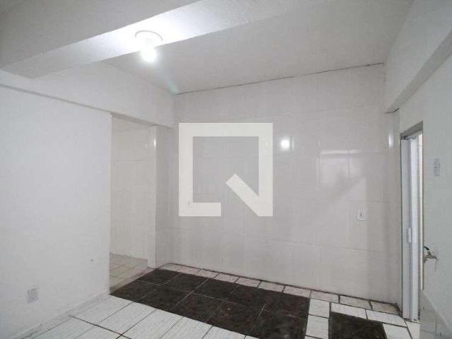 Casa / Sobrado para Locação em São Paulo/SP Vila Talarico 1 Quartos