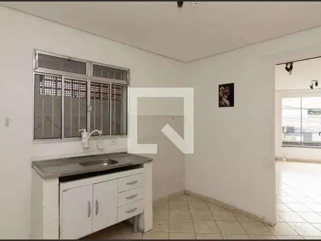 Casa / Sobrado para Locação em São Paulo/SP Vila Talarico 1 Quartos