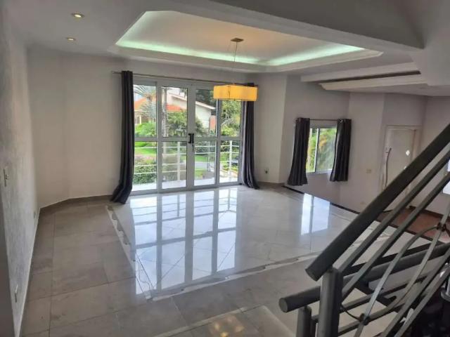 Casa / Sobrado para Locação em São Paulo/SP Vila Uberabinha 4 Quartos