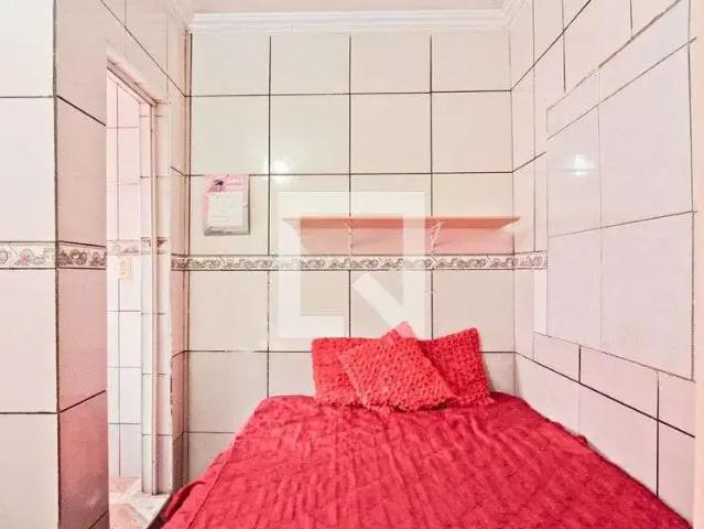 Casa / Sobrado para Locação em São Paulo/SP Vila Zat 1 Quartos