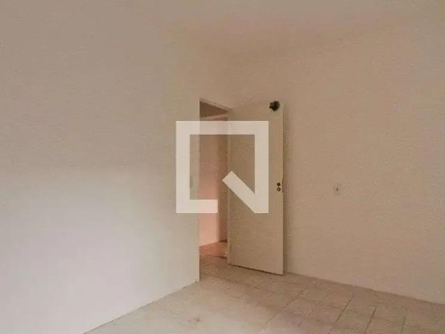 Casa / Sobrado para Locação em São Paulo/SP Vila Zat 2 Quartos