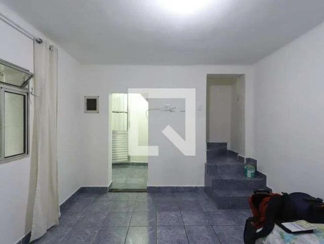 Casa / Sobrado para Locação em São Paulo/SP Vila Zulmira 2 Quartos