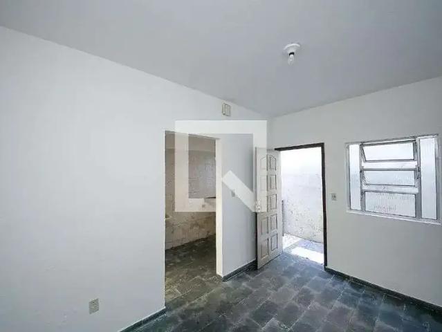Casa / Sobrado para Locação em São Paulo/SP Vila Alpina 1 Quartos