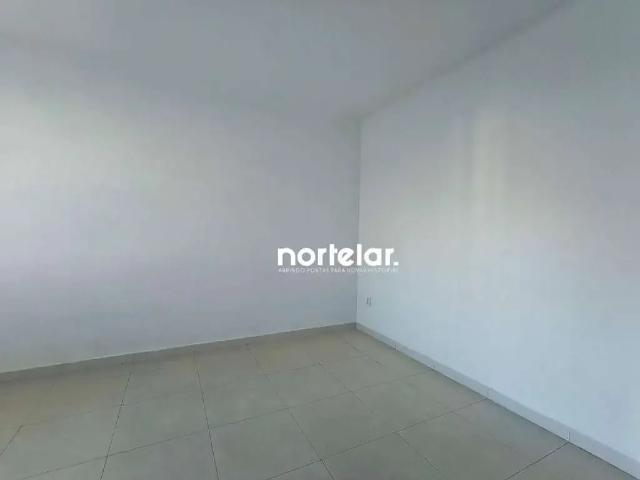 Casa / Sobrado para Locação em São Paulo/SP Vila Anastácio 2 Quartos