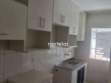 Casa / Sobrado para Locação em São Paulo/SP Vila Anastácio 2 Quartos