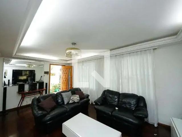Casa / Sobrado para Locação em São Paulo/SP Vila Antonieta 4 Quartos