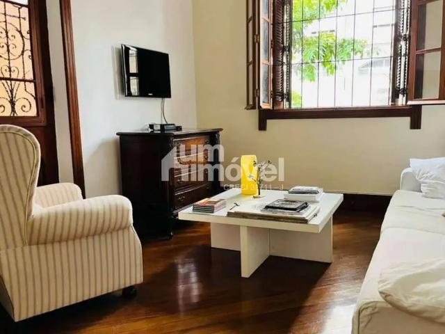 Casa / Sobrado para Locação em São Paulo/SP Vila Buarque 8 Quartos