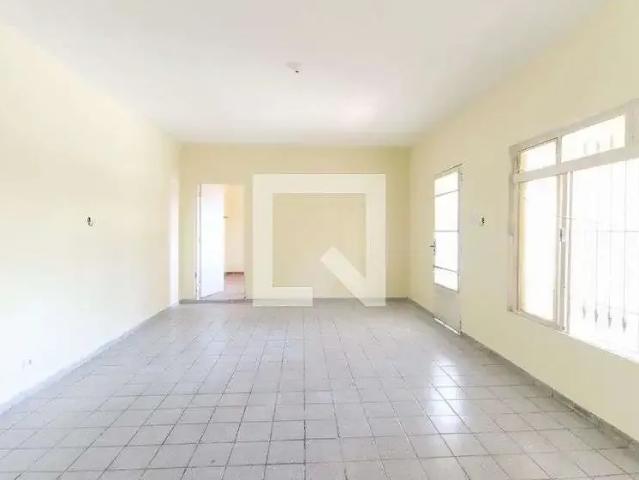 Casa / Sobrado para Locação em São Paulo/SP Vila Carmosina 1 Quartos