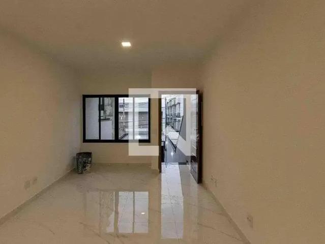Casa / Sobrado para Locação em São Paulo/SP Vila Carrão 3 Quartos