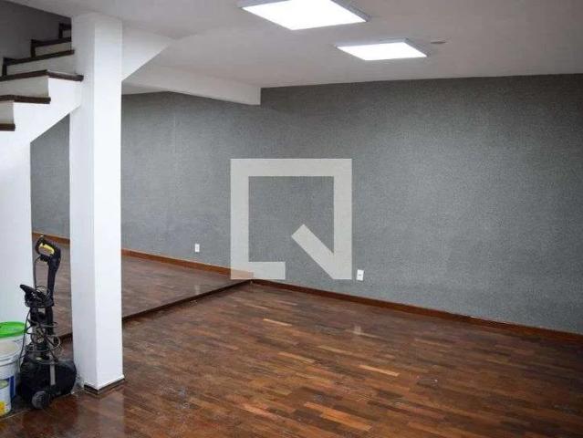 Casa / Sobrado para Locação em São Paulo/SP Vila Carrão 3 Quartos