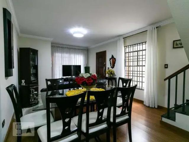 Casa / Sobrado para Locação em São Paulo/SP Vila Carrão 3 Quartos