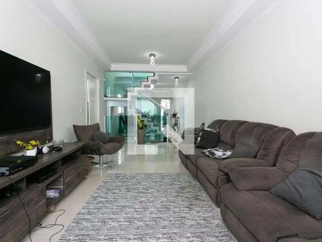 Casa / Sobrado para Locação em São Paulo/SP Vila Carrão 3 Quartos