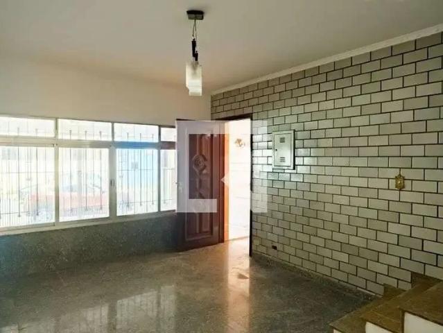 Casa / Sobrado para Locação em São Paulo/SP Vila Carrão 3 Quartos