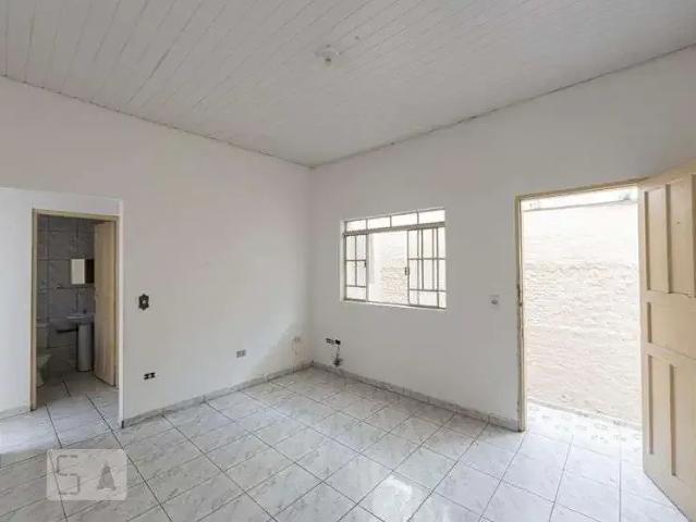 Casa / Sobrado para Locação em São Paulo/SP Vila Carrão 2 Quartos